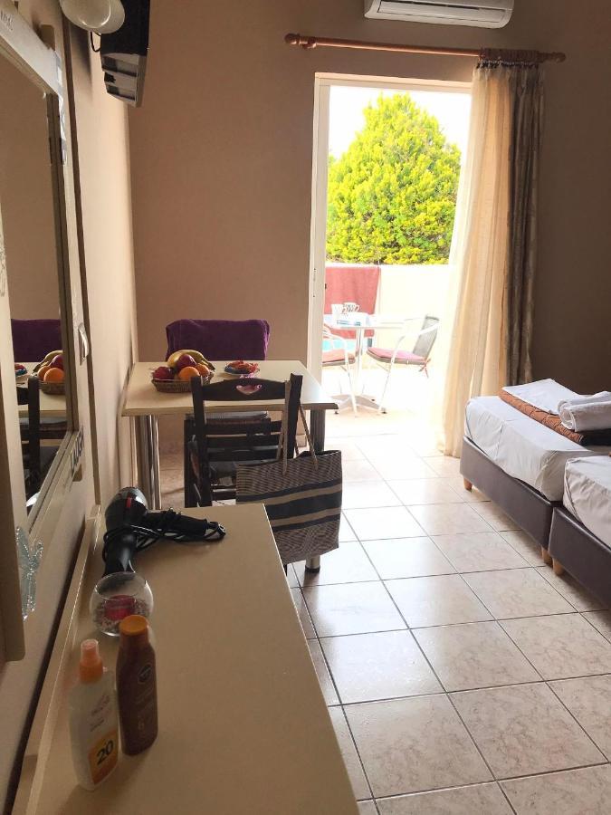 Kydoni Apartments And Studios Agia Marina Exteriör bild
